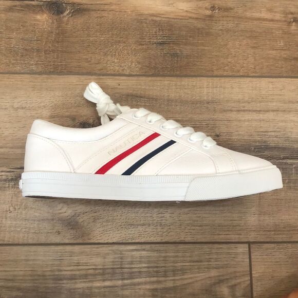 Brand New White Nautica sneaker - Picture 2 of 7
